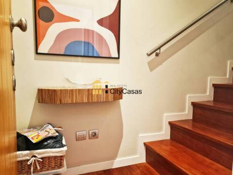 T3 Duplex c/ Terraço | Vistas Mar | Madalena