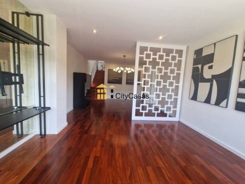 T3 Duplex c/ Terraço | Vistas Mar | Madalena