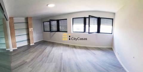 Apartamento T4 c/ Garagem em Braga