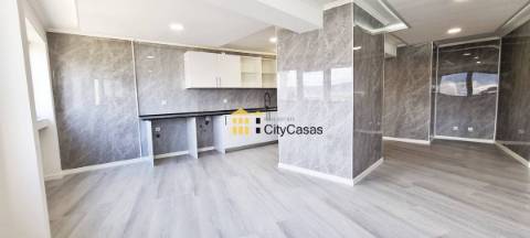 Apartamento T4 c/ Garagem em Braga