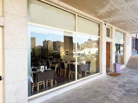 Espaço Comercial ao El Corte Inglês | Mafamude