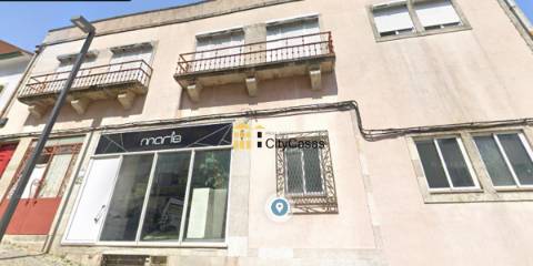 Estabelecimento Comercial à Escola Superior de Tecnologia e Gestão