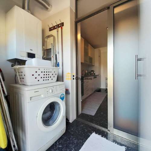 Apartamento T1 com Terraço e L. Garagem