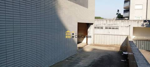 Lugar de Garagem na Rua Camilo Castelo Branco