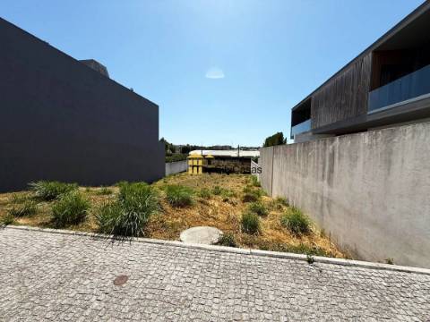 Terreno na Cidade da Maia | Urbanização Vila de Cónegos