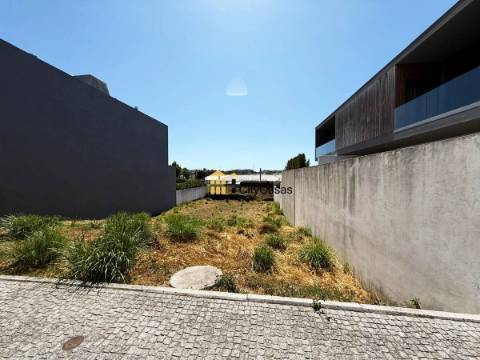 Terreno na Cidade da Maia | Urbanização Vila de Cónegos