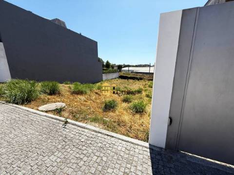 Terreno na Cidade da Maia | Urbanização Vila de Cónegos