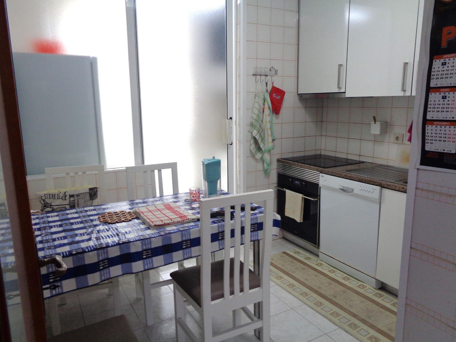 T3 Com Garagem em Rio Tinto (Forno)