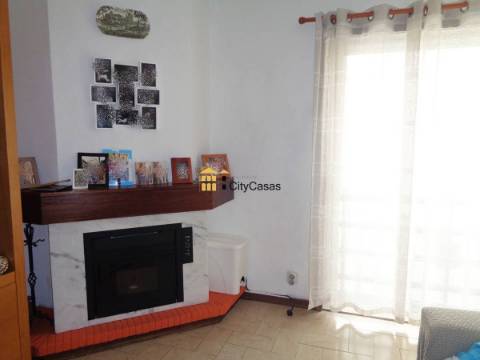 Apartamento T3 c/ L. Garagem | Rio Tinto (Forno)
