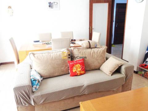 Apartamento T3 c/ L. Garagem | Rio Tinto (Forno)