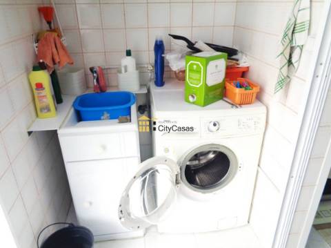 Apartamento T3 c/ L. Garagem | Rio Tinto (Forno)