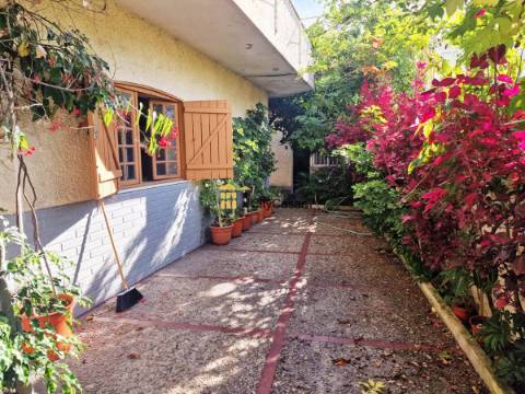 Moradia T4 c/ 4 Frentes em Águas Santas