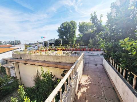 Moradia T4 c/ 4 Frentes em Águas Santas