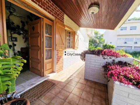 Moradia T4 c/ 4 Frentes em Águas Santas