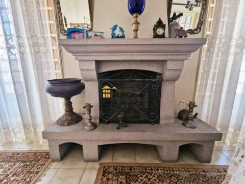 Moradia T4 c/ 4 Frentes em Águas Santas