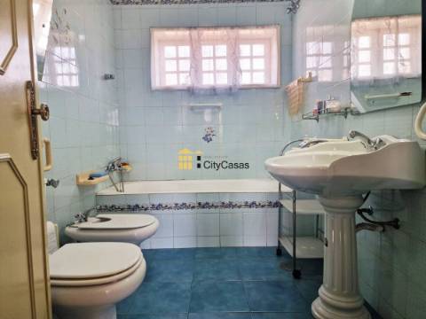 Moradia T4 c/ 4 Frentes em Águas Santas