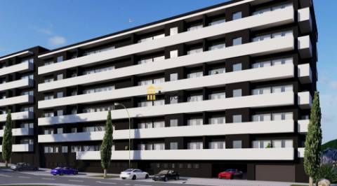 T2 c/ L. Garagem e Varanda | Águas Santas