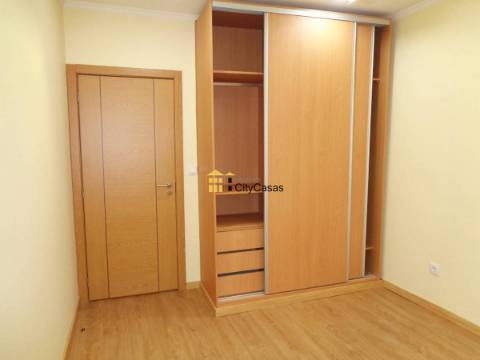 Moradia T5 Renovada | Porto