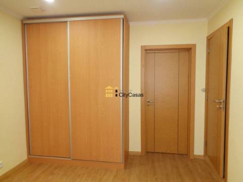 Moradia T5 Renovada | Porto