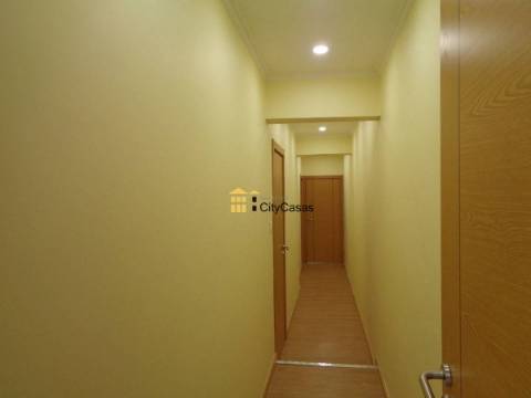 Moradia T5 Renovada | Porto