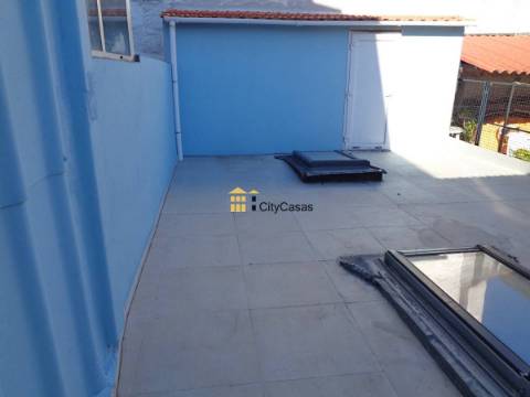 Moradia T5 Renovada | Porto