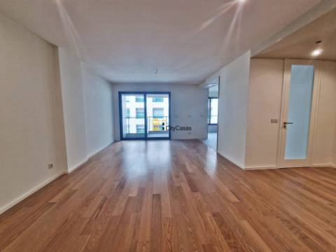 T3 Novo c/ Terraço | Cidade da Maia