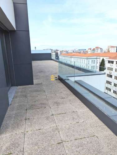 Penthouse T4 Nova com Terraço | Boavista