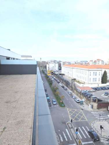 Penthouse T4 Nova com Terraço | Boavista