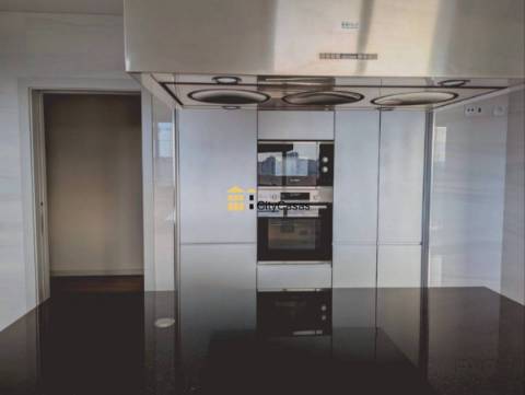 Penthouse T4 Nova com Terraço | Boavista