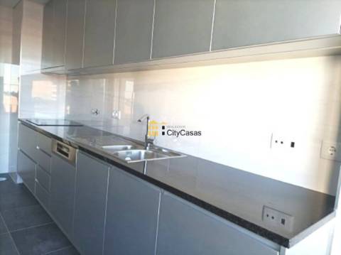 Apartamento T3 Novo ao Hospital Militar | Porto