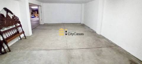 Garagem Box 50 m2 | Águas Santas