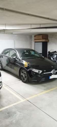 Lugar de Garagem Duplo