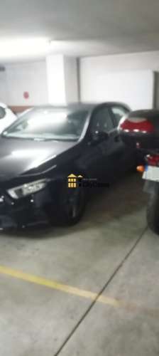 Lugar de Garagem Duplo