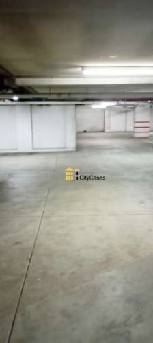 Lugar de Garagem Duplo