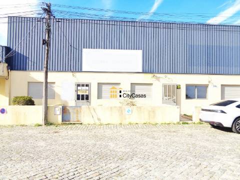 Espaço Comercial em Nogueira da Maia