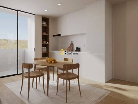 Apartamento T2 Novo c/ L. Garargem | Pólo Universitário