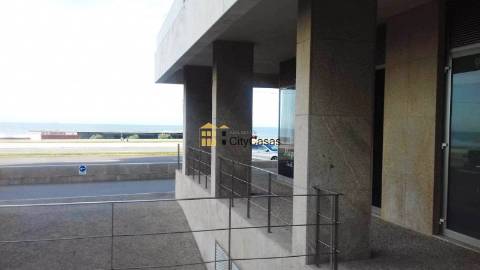 Espaço Comercial em Leça da Palmeira