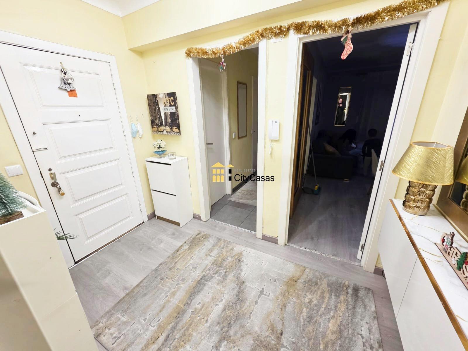 Apartamento T3 c/ L. Garagem | Mafamude