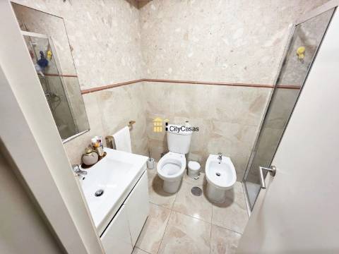 Apartamento T3 c/ L. Garagem | Mafamude