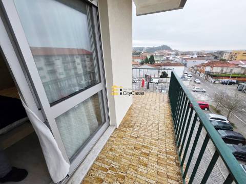 Apartamento T3 c/ L. Garagem | Mafamude