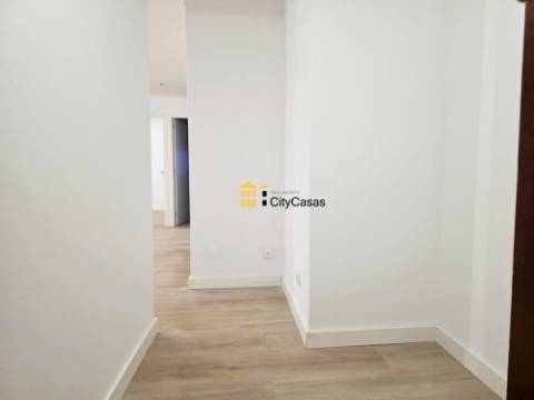 Apartamento T2 Renovado em Rio Tinto