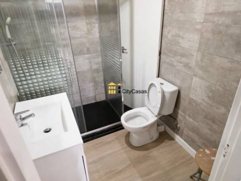 Apartamento T2 Renovado em Rio Tinto