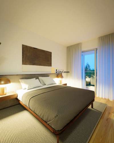 T1K com Terraço | Próximo ao Hospital São João e Pólo Universitário