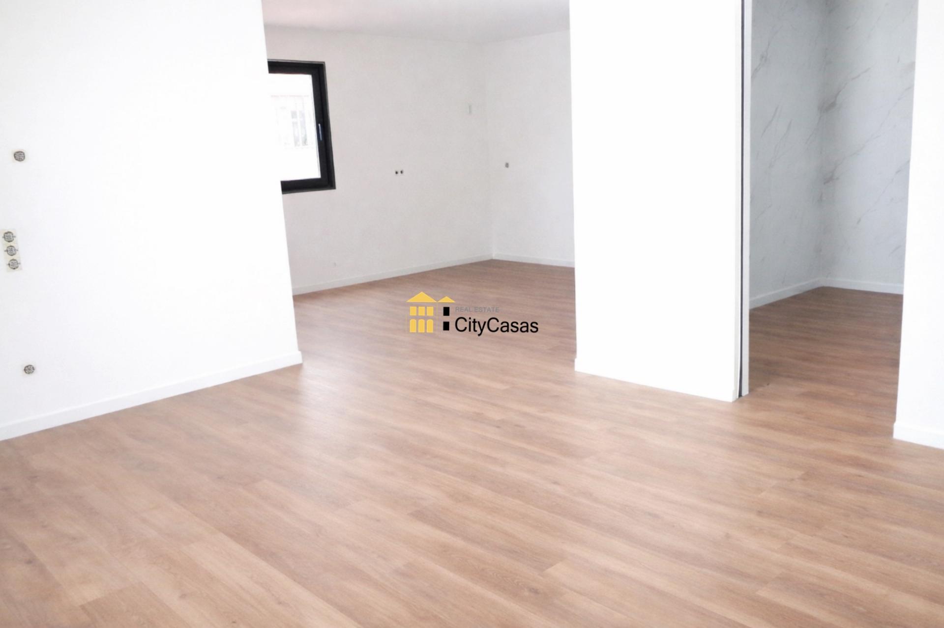 Andar Moradia T2 Renovado em Valbom