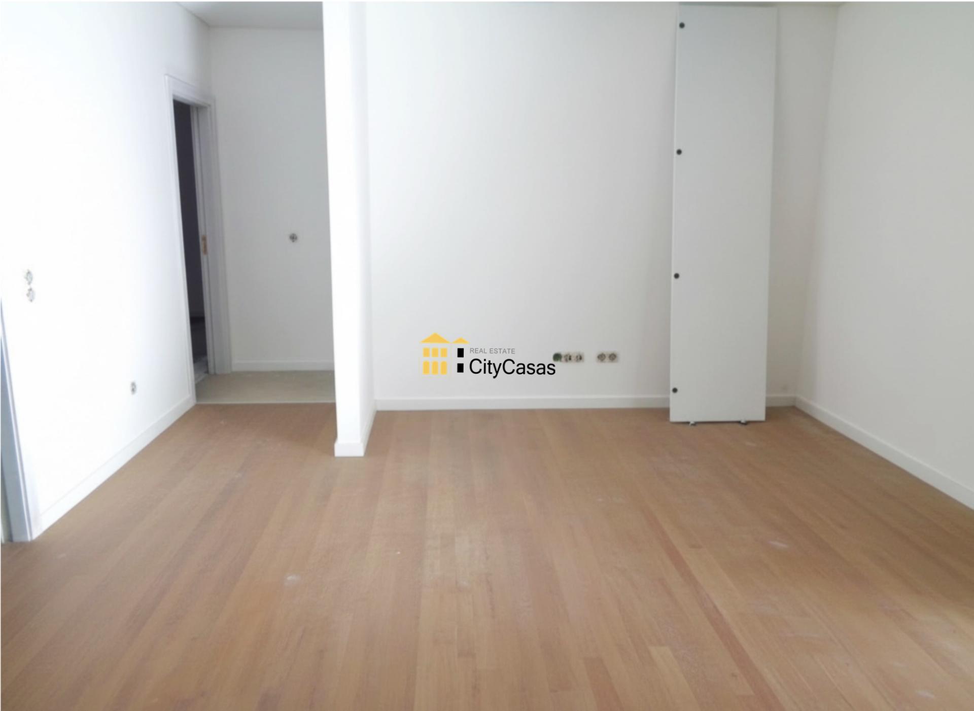 Andar Moradia T2 Renovado em Valbom