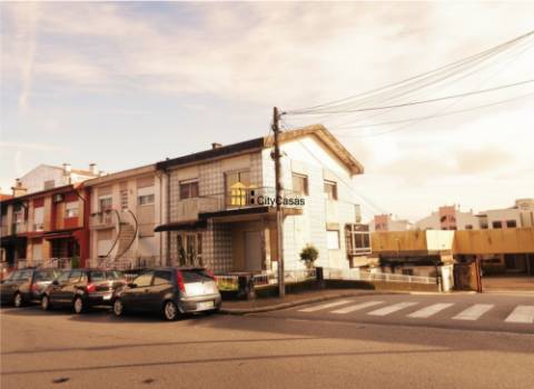 Moradia T3 em Rio Tinto