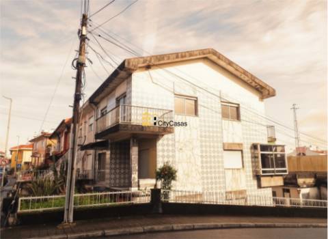 Moradia T3 em Rio Tinto