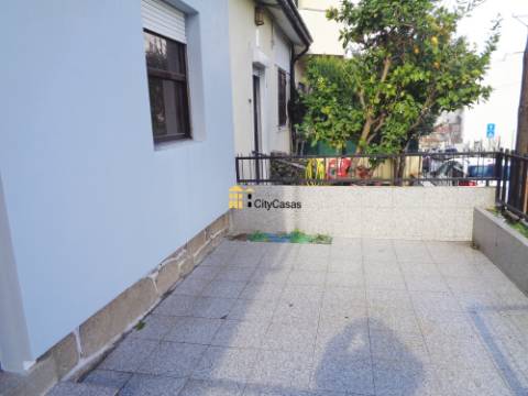 Casa Térrea em Oliveira do Douro | Vila Nova de Gaia