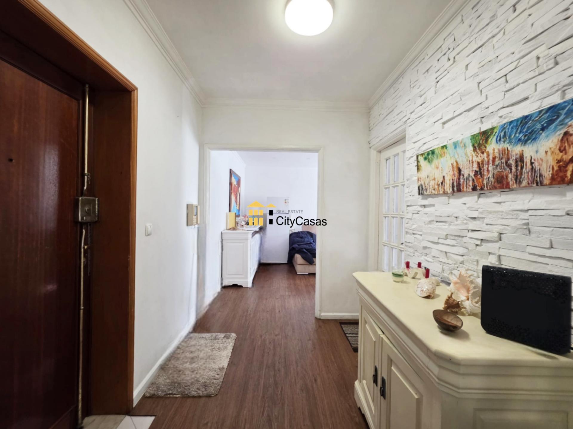 Apartamento T2 com Garagem | Canidelo