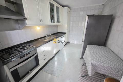 Apartamento T2 com Garagem | Canidelo